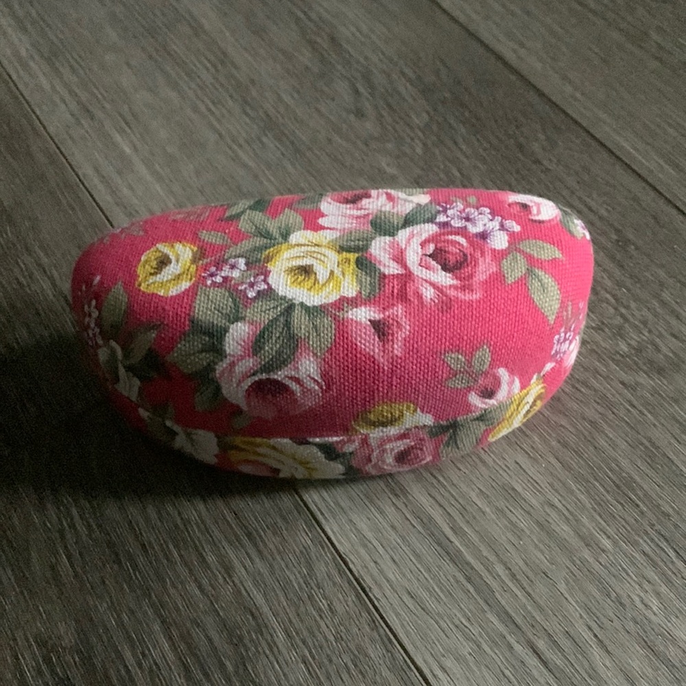 Floral glasses case
